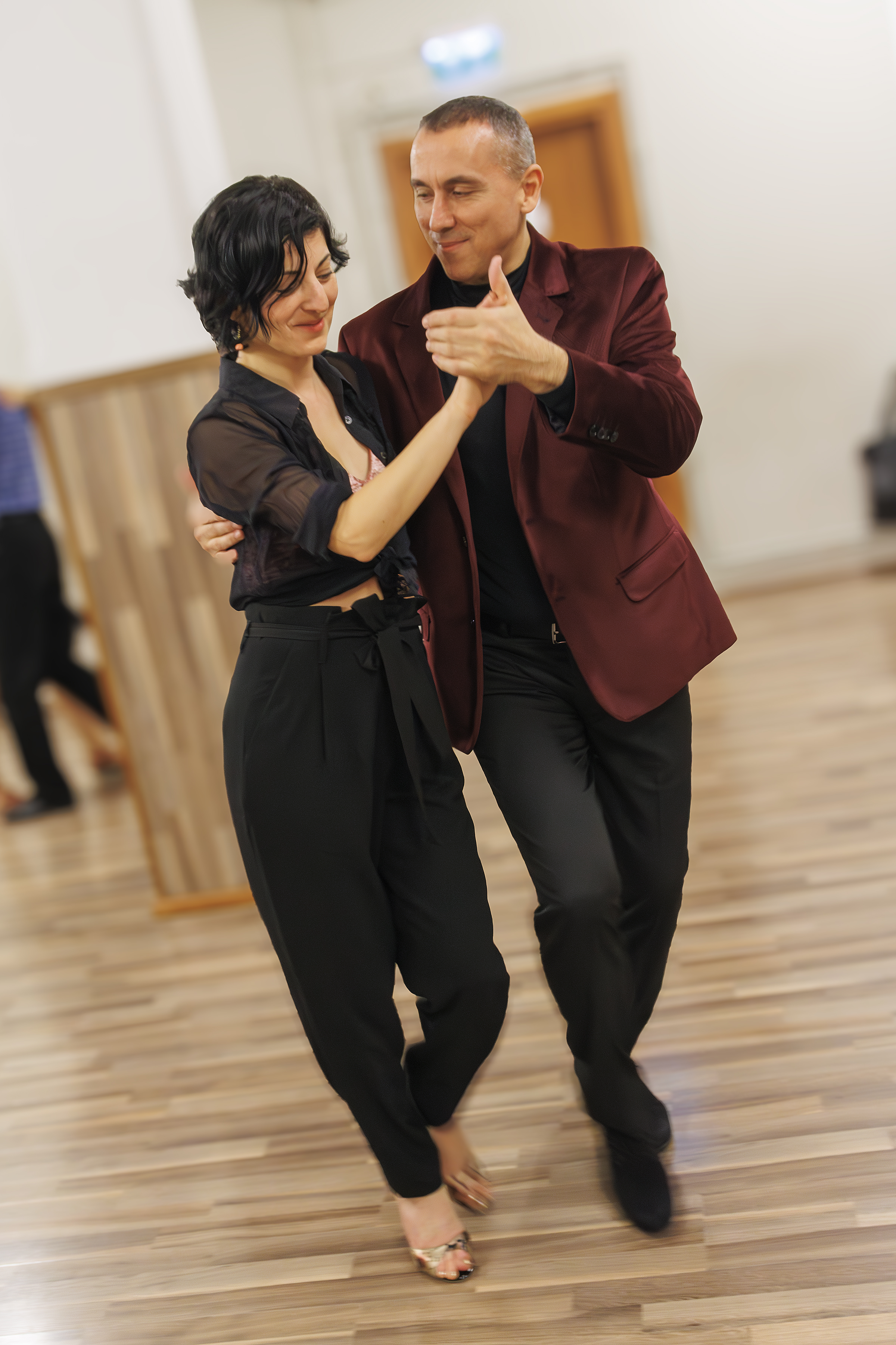 Claudiu și Mihaela, instructorii școlii Tango Milonguero